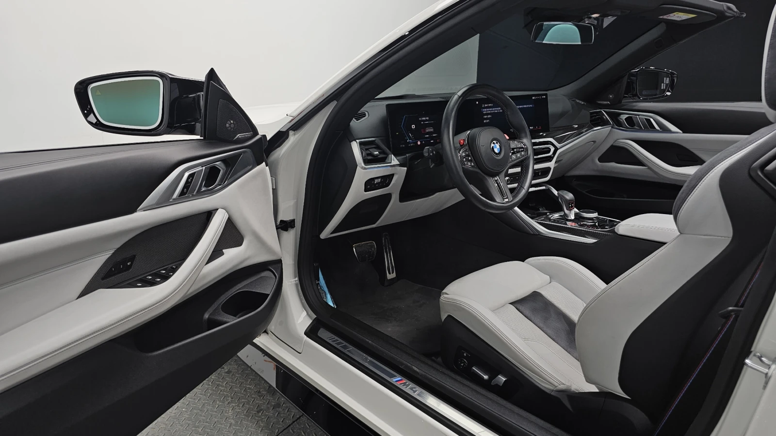 BMW M4 Competition M xDrive, снимка 5 - Автомобили и джипове - 55396328