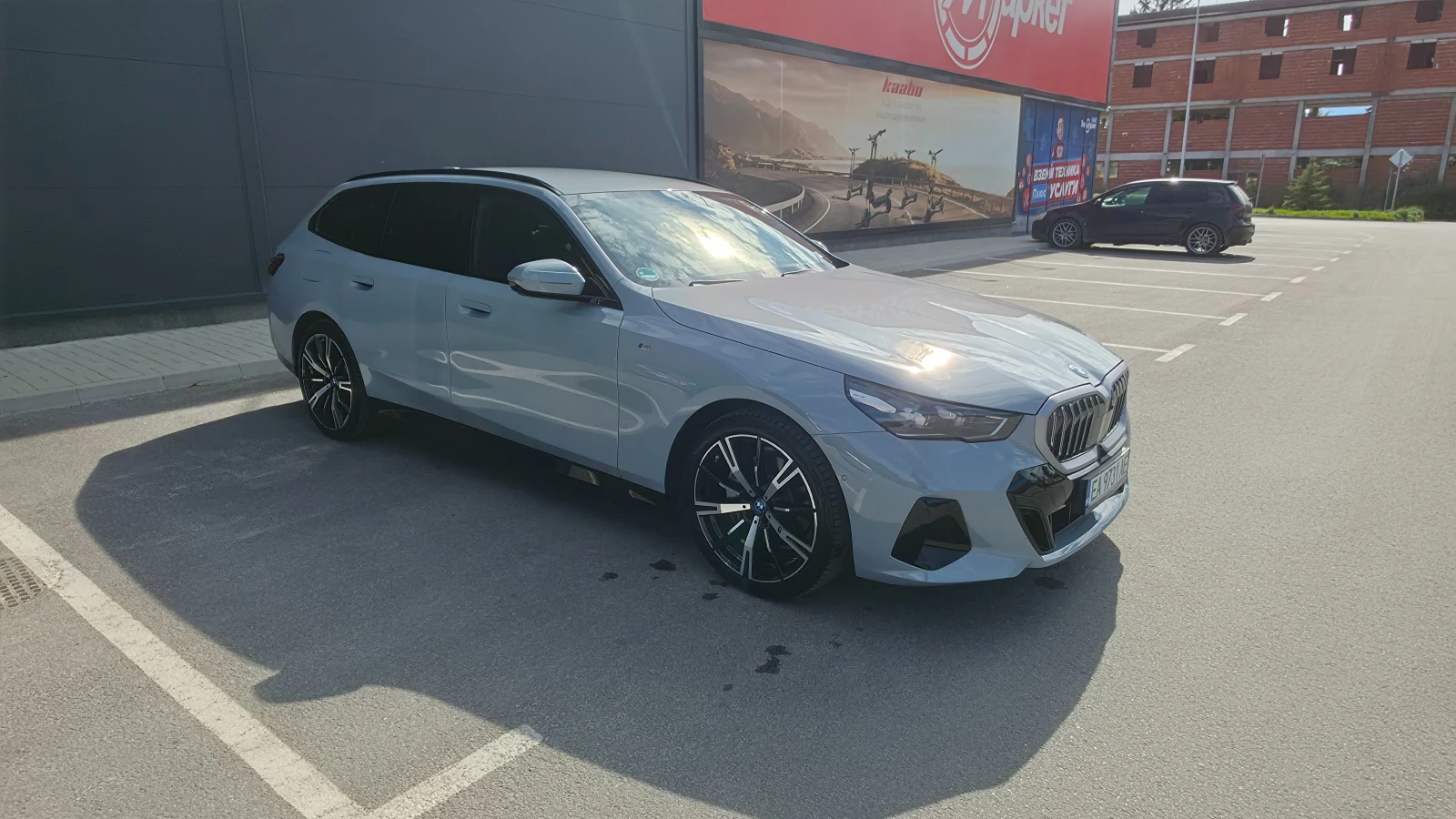 BMW i5, снимка 16 - Автомобили и джипове - 56087683