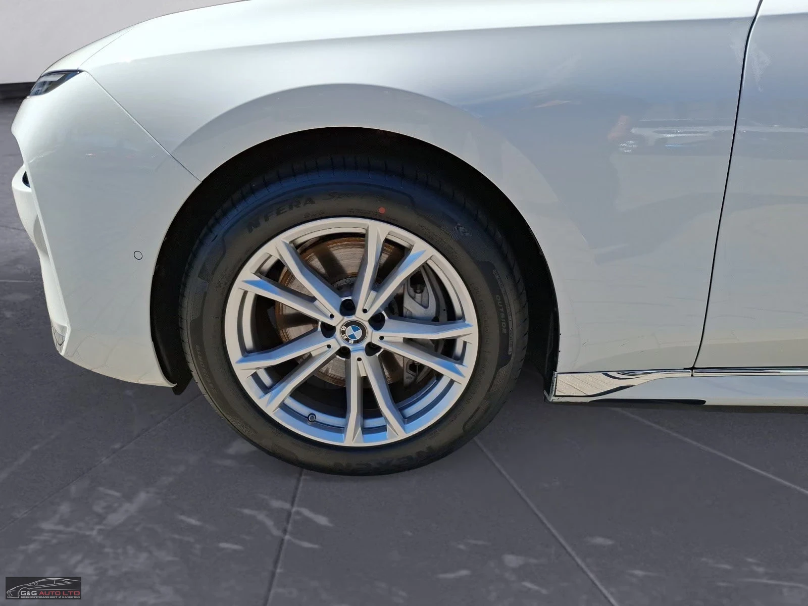 BMW i7 eDRIVE/50/PANO/360/ACC/VENT/RWD/896z, снимка 4 - Автомобили и джипове - 56193254
