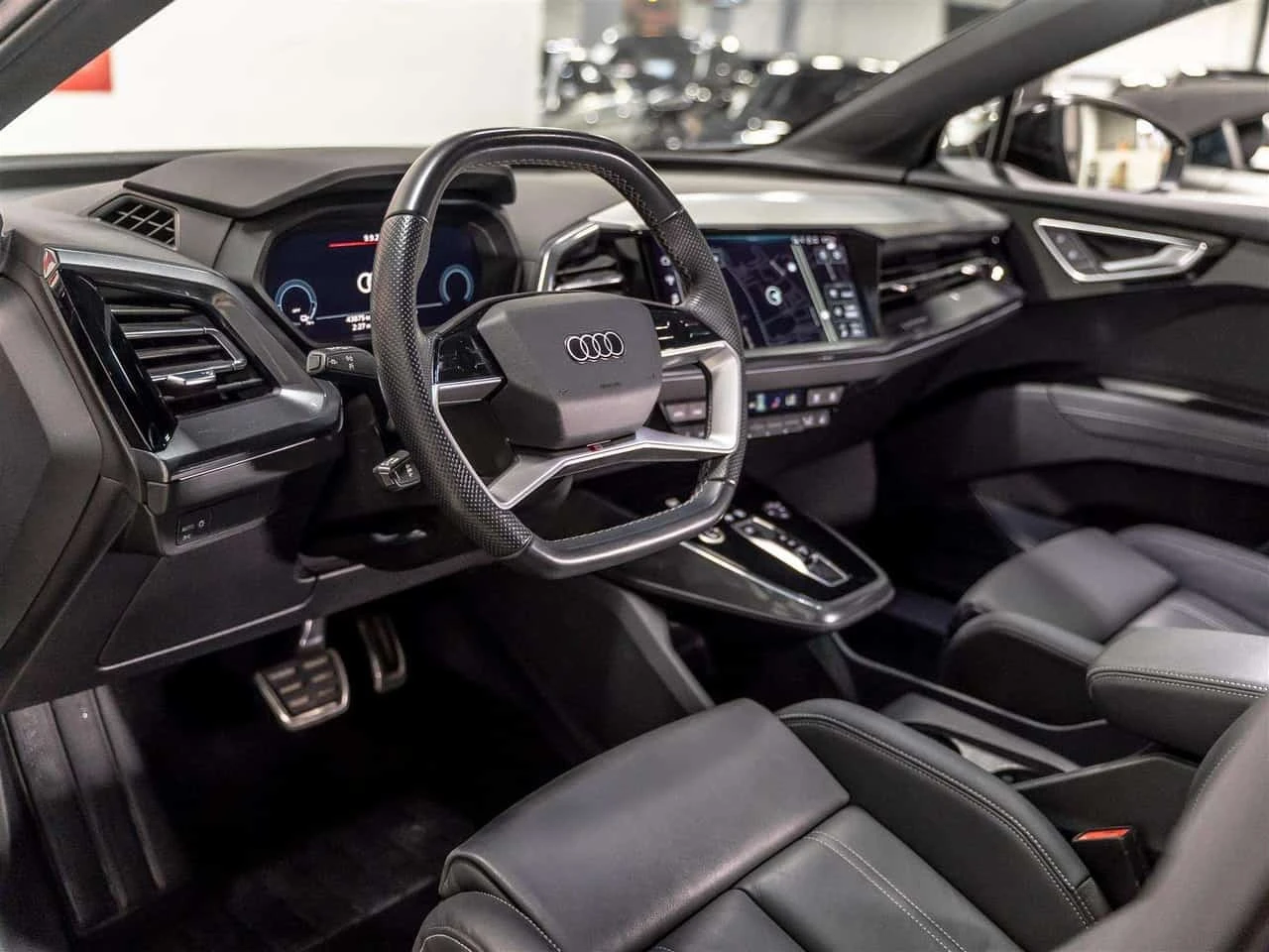 Audi Q4 E-TRON* S Line| Dual Electric Motors| ����������*  | Mobile.bg � ����������� 5