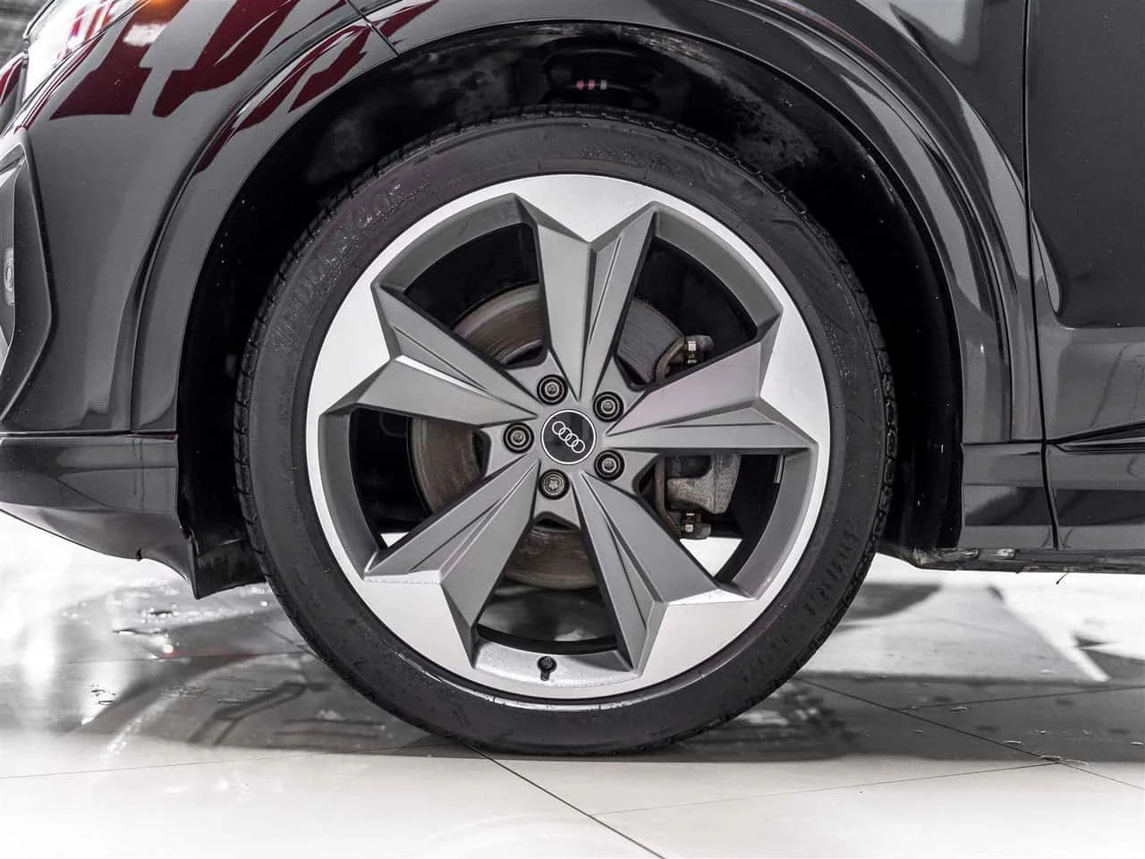 Audi Q4 E-TRON* S Line| Dual Electric Motors| ����������*  | Mobile.bg � ����������� 17