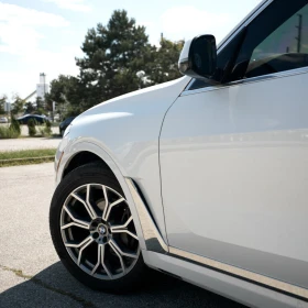 BMW X7 XDRIVE* 40i* ДИГИТАЛНО* ТАБЛО* 360КАМЕРА* ПОДГРЕВ*, снимка 5