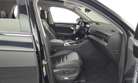 VW Touareg PREMIUM* 3.0TDI* ДИГ* ТАБЛО* ПАНО* КАМЕРИ* 360* , снимка 8