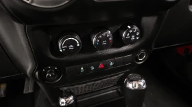 Jeep Wrangler 3.6* КРАЙНА ЦЕНА, снимка 16