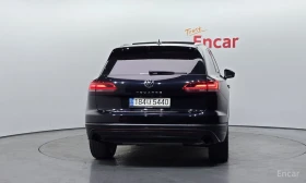 VW Touareg PREMIUM* 3.0TDI* ДИГ* ТАБЛО* ПАНО* КАМЕРИ* 360*  | Auto.bg — изображение 4