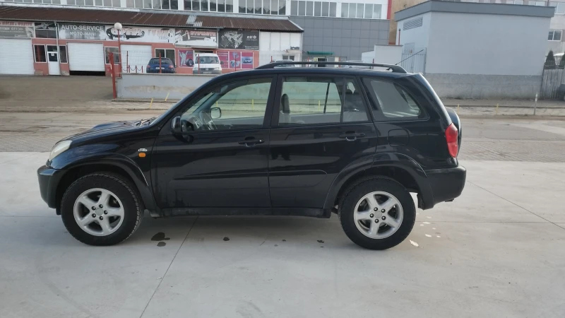 Toyota Rav4 D4D, снимка 6 - Автомобили и джипове - 48803885