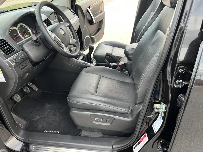 Chevrolet Captiva 2.0CDTI 150кс 4Х4 АВТОПИЛОТ 7 МЕСТА ВНОС ИТАЛИЯ, снимка 8 - Автомобили и джипове - 49349455