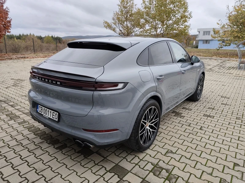 Porsche Cayenne E-Hybrid, снимка 3 - Автомобили и джипове - 52362625