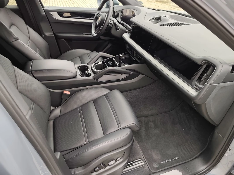 Porsche Cayenne E-Hybrid, снимка 8 - Автомобили и джипове - 52362625