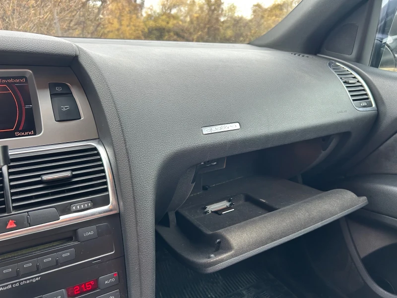 Audi Q7, снимка 9 - Автомобили и джипове - 52656086