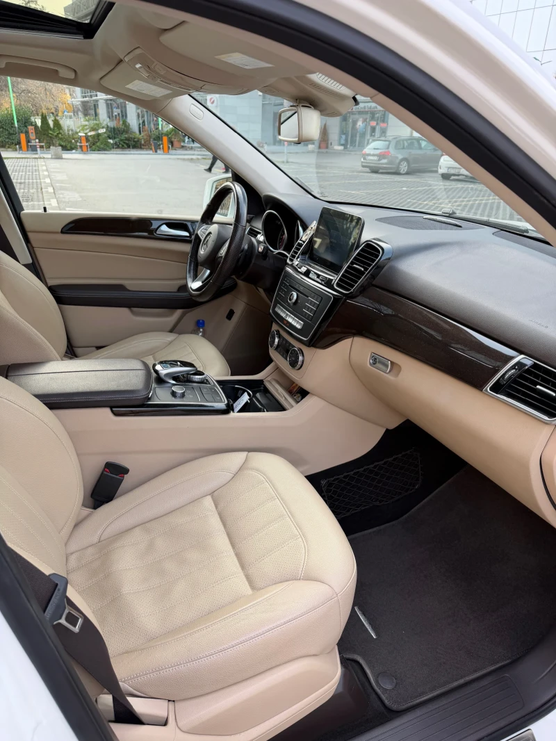 Mercedes-Benz GLE 350 4MATIC, снимка 11 - Автомобили и джипове - 53063818