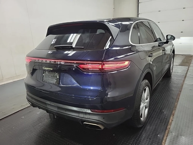 Porsche Cayenne * E Hybrid AWD * CARFAX * ЦЕНА ДО БГ, снимка 3 - Автомобили и джипове - 53266960