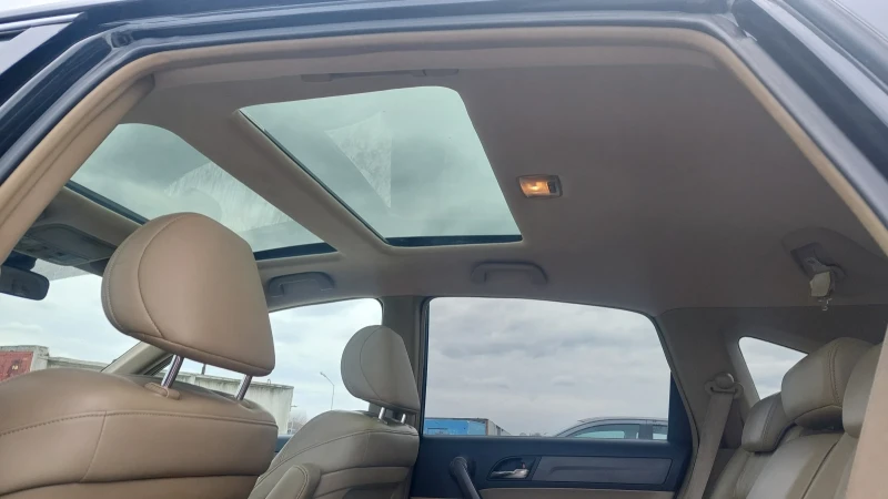 Honda Cr-v 2.0i ГАЗ, снимка 10 - Автомобили и джипове - 53517760
