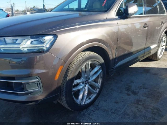 Audi Q7 * ПАНОРАМА* KEYLESS* КОЖА* ПОДГРЕВ* НАВИ*  - изображение 6