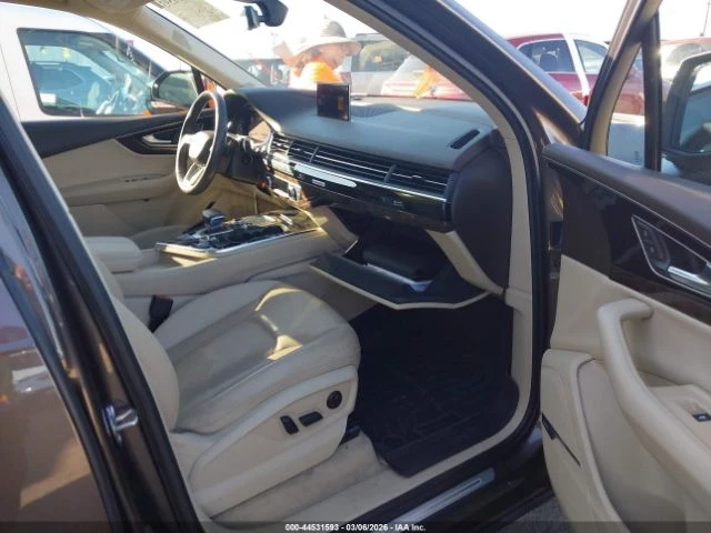 Audi Q7 * ПАНОРАМА* KEYLESS* КОЖА* ПОДГРЕВ* НАВИ*  - изображение 10