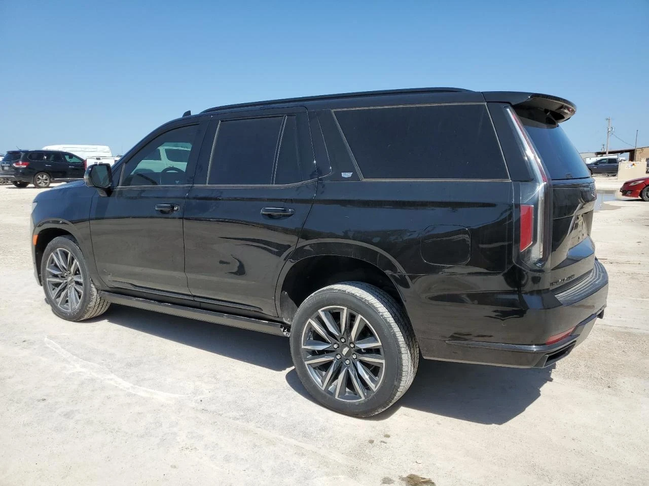 Cadillac Escalade  - изображение 2