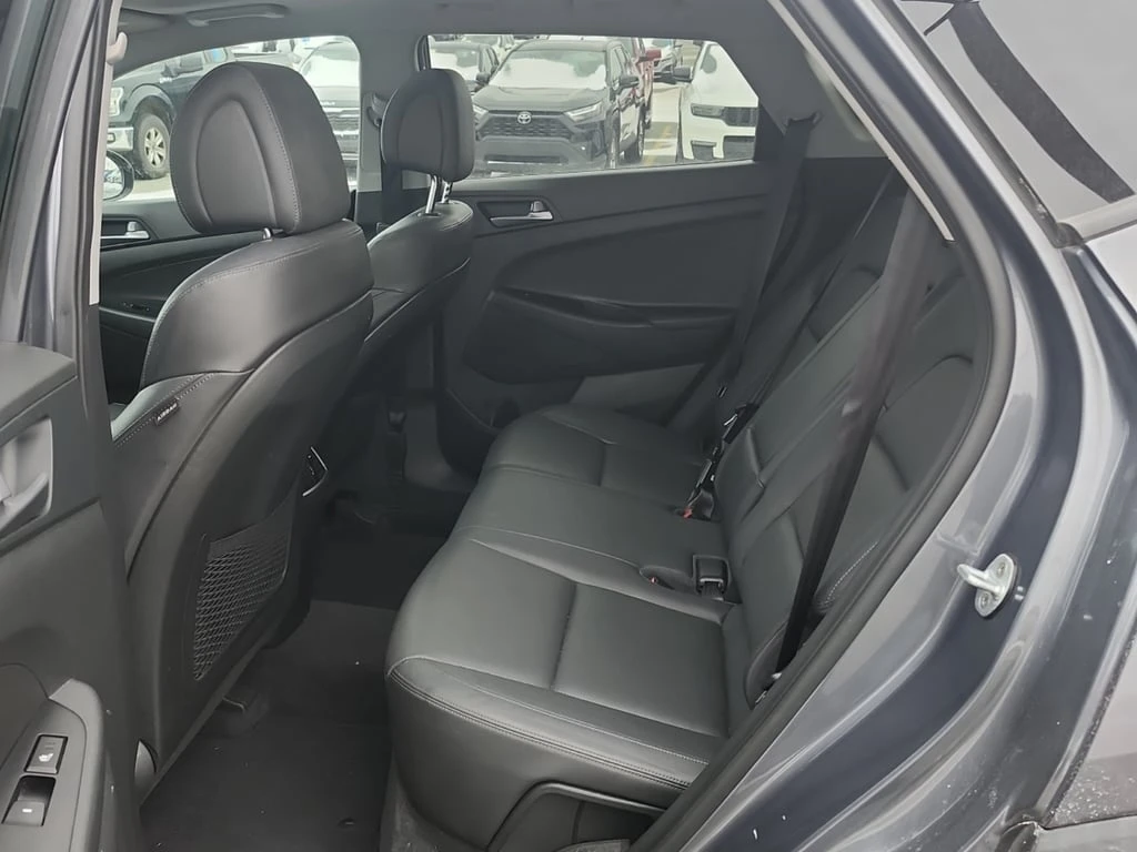 Hyundai Tucson * SE * CARFAX * ��� ������������ ������ | Mobile.bg � ����������� 12