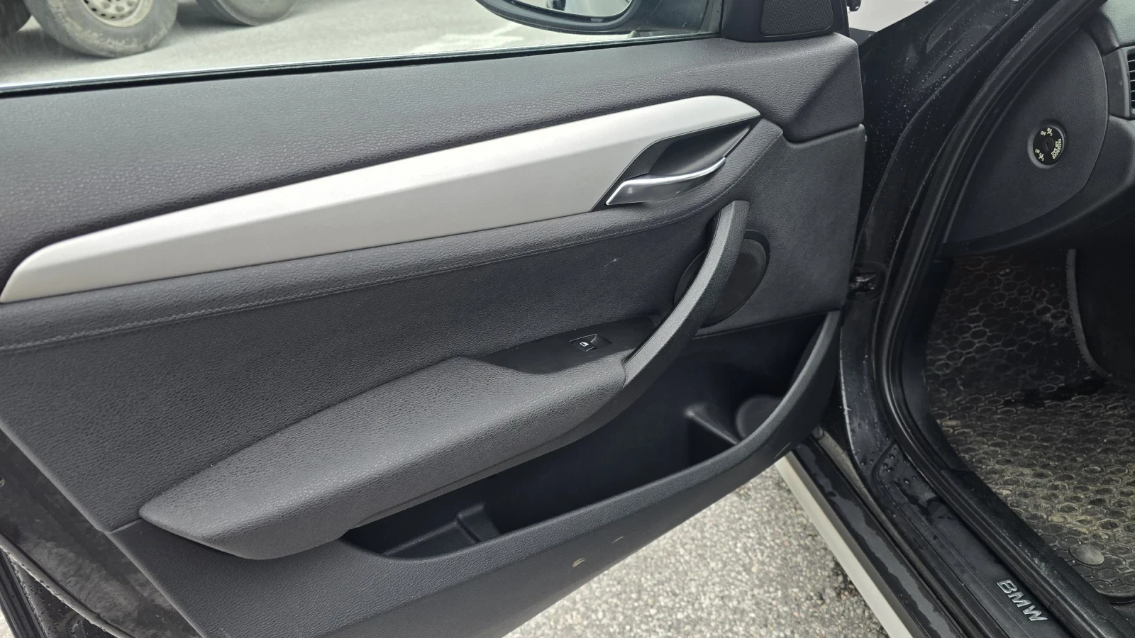 BMW X1 2.3D xDrive | Mobile.bg � ����������� 9