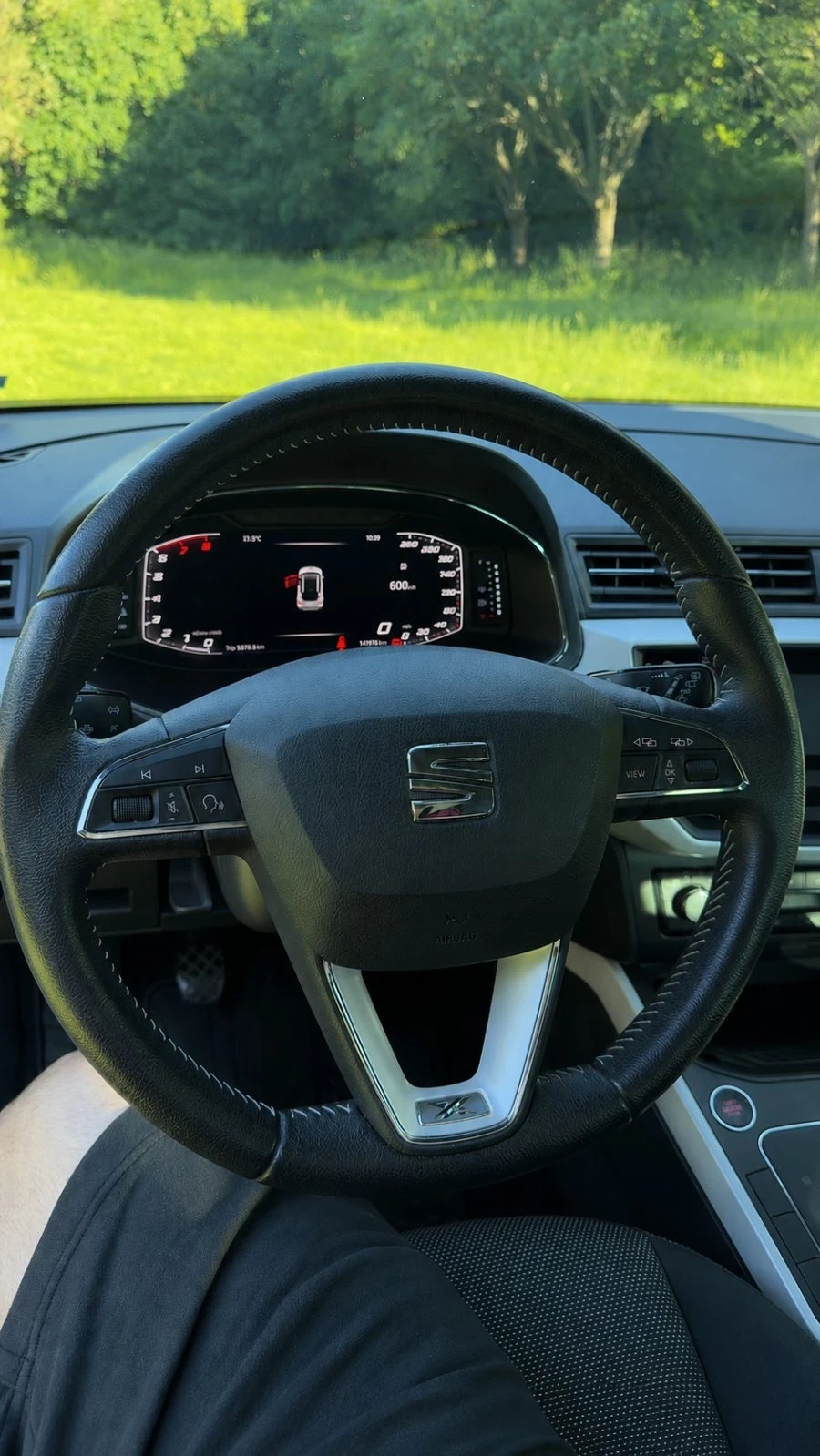 Seat Arona Xcellence 1.0 TSI 115к.с. 85kW, снимка 11 - Автомобили и джипове - 54723479