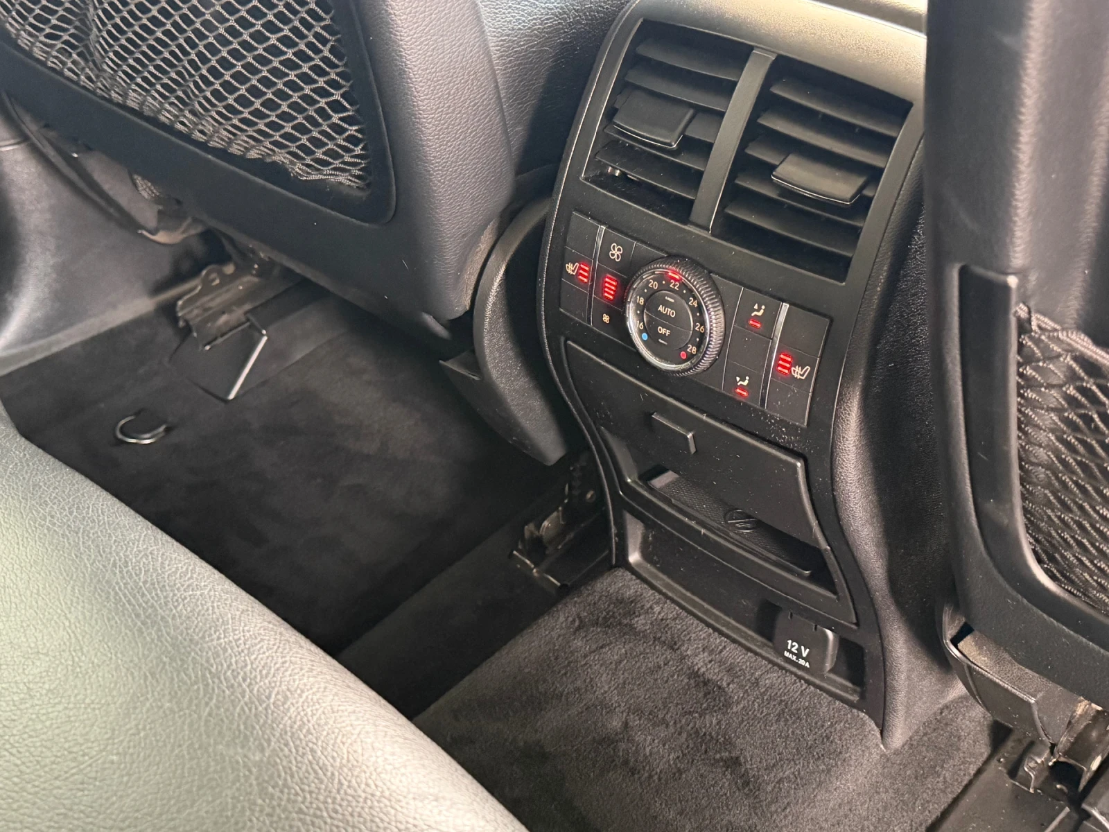Mercedes-Benz ML 350 FACELIFT/СТЕПЕНКИ/4xПодгреви/Ел.Багажник/НОВИ ГУМИ, снимка 14 - Автомобили и джипове - 54821305