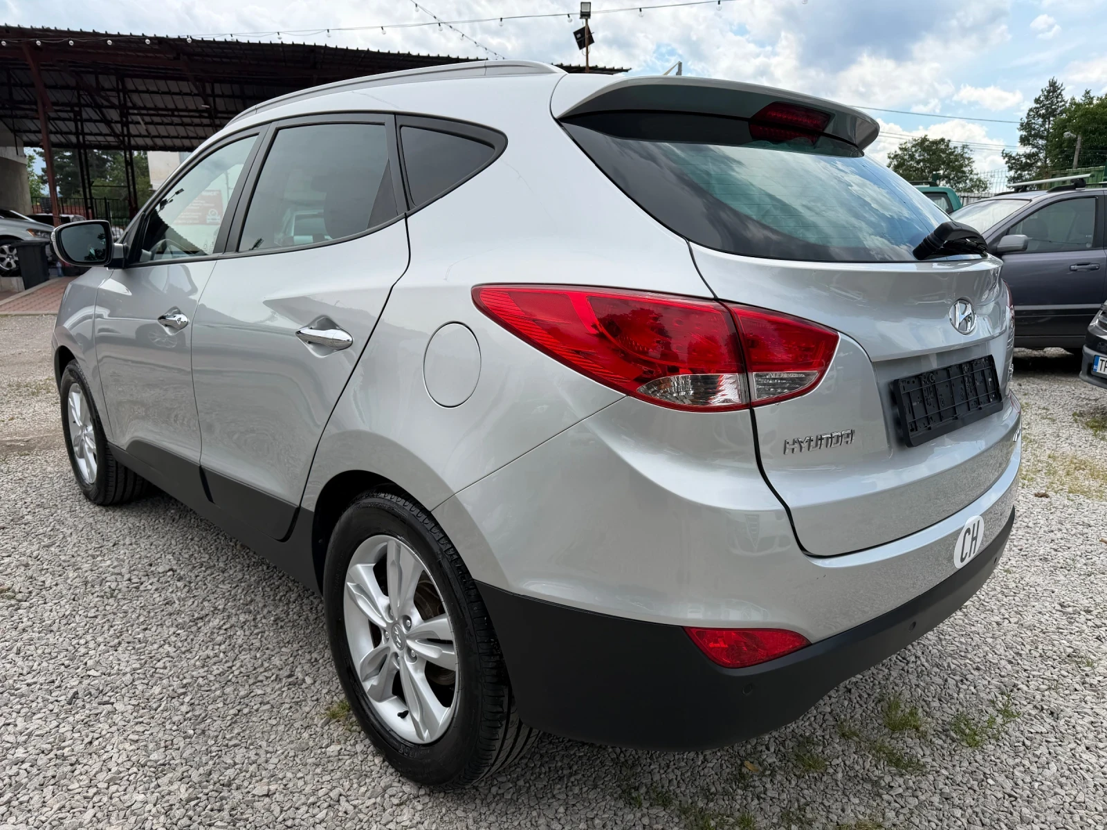 Hyundai IX35 2.0* 4x4* АВТОМАТИК* КОЖА* , снимка 7 - Автомобили и джипове - 54945023