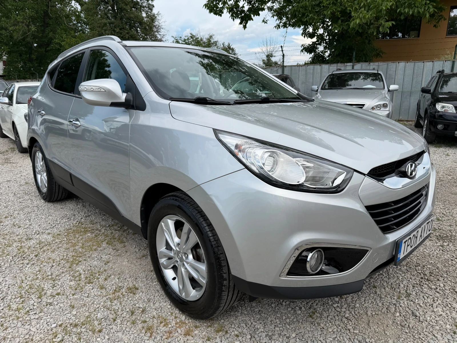 Hyundai IX35 2.0* 4x4* АВТОМАТИК* КОЖА* , снимка 3 - Автомобили и джипове - 54945023