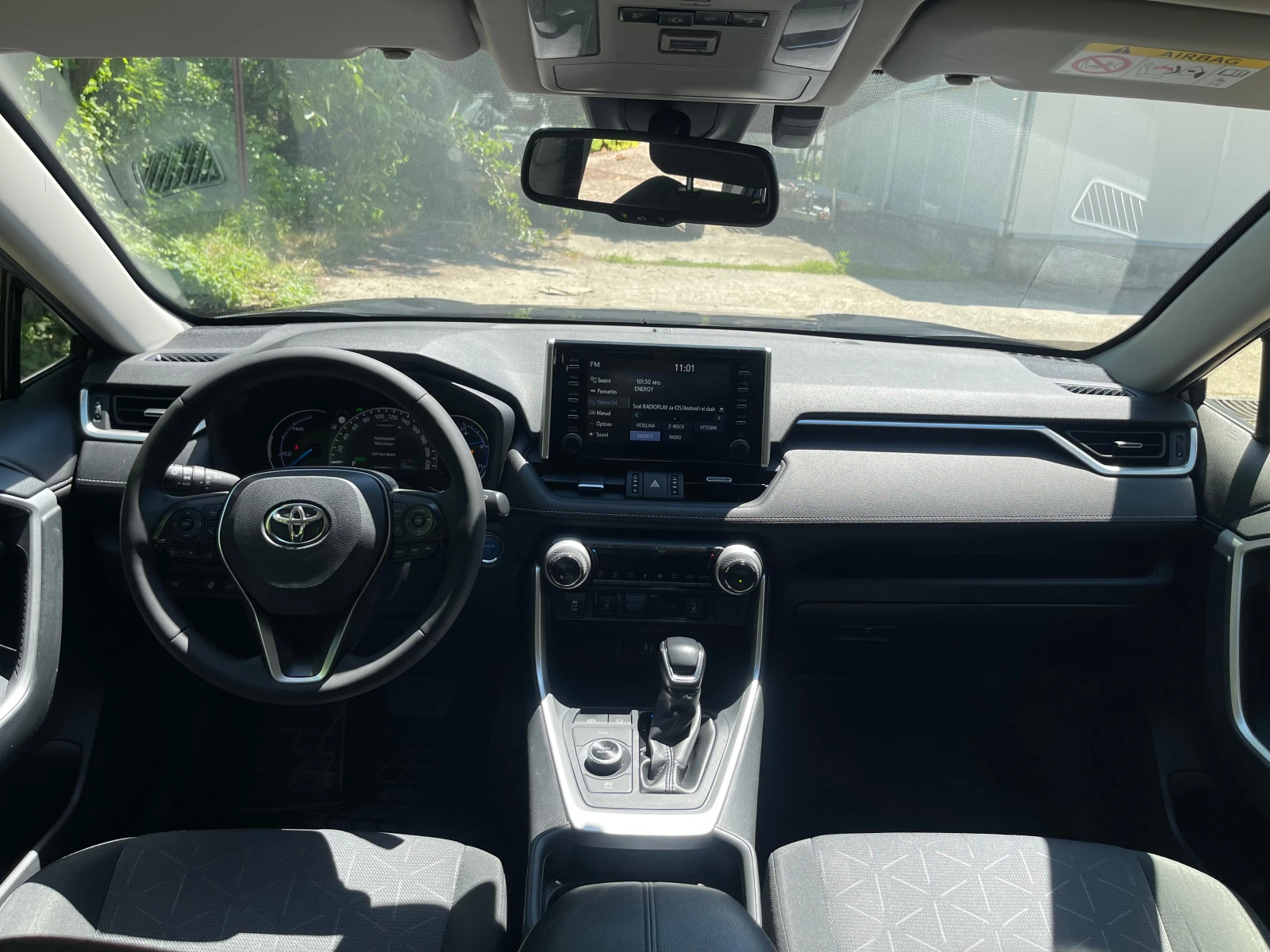 Toyota Rav4 2.5 HYBRID!!!, снимка 10 - Автомобили и джипове - 54981682