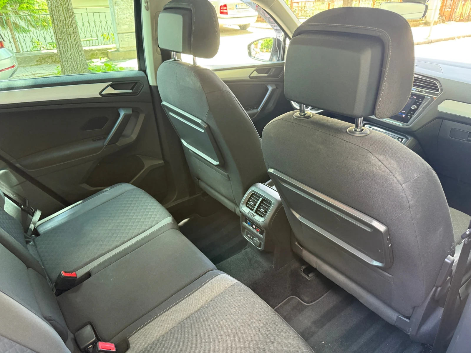 VW Tiguan 2.0 TDI LED/ DIGITAL COCKPIT / DISTRONIC | Mobile.bg � ����������� 16