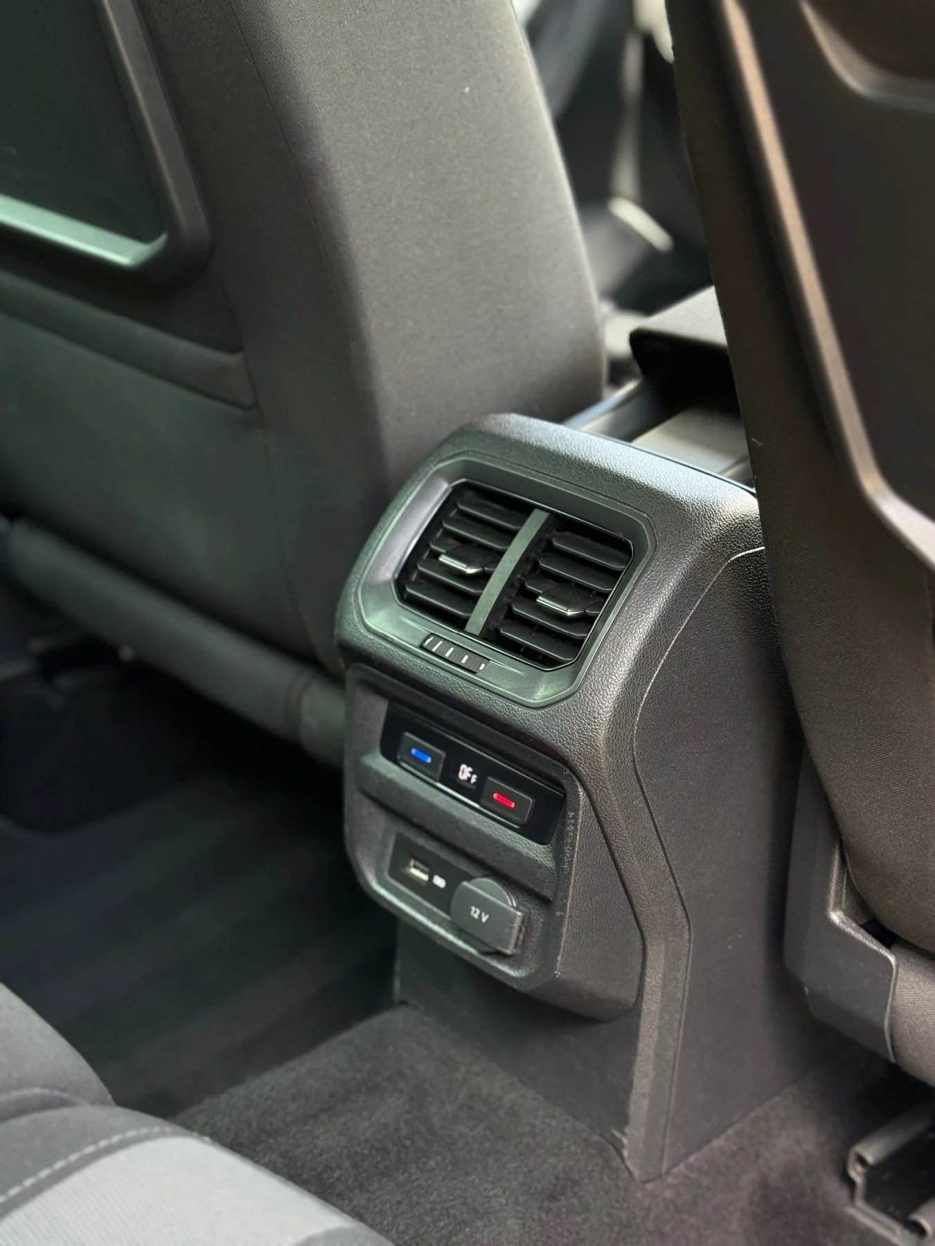 VW Tiguan 2.0 TDI LED/ DIGITAL COCKPIT / DISTRONIC | Mobile.bg � ����������� 10
