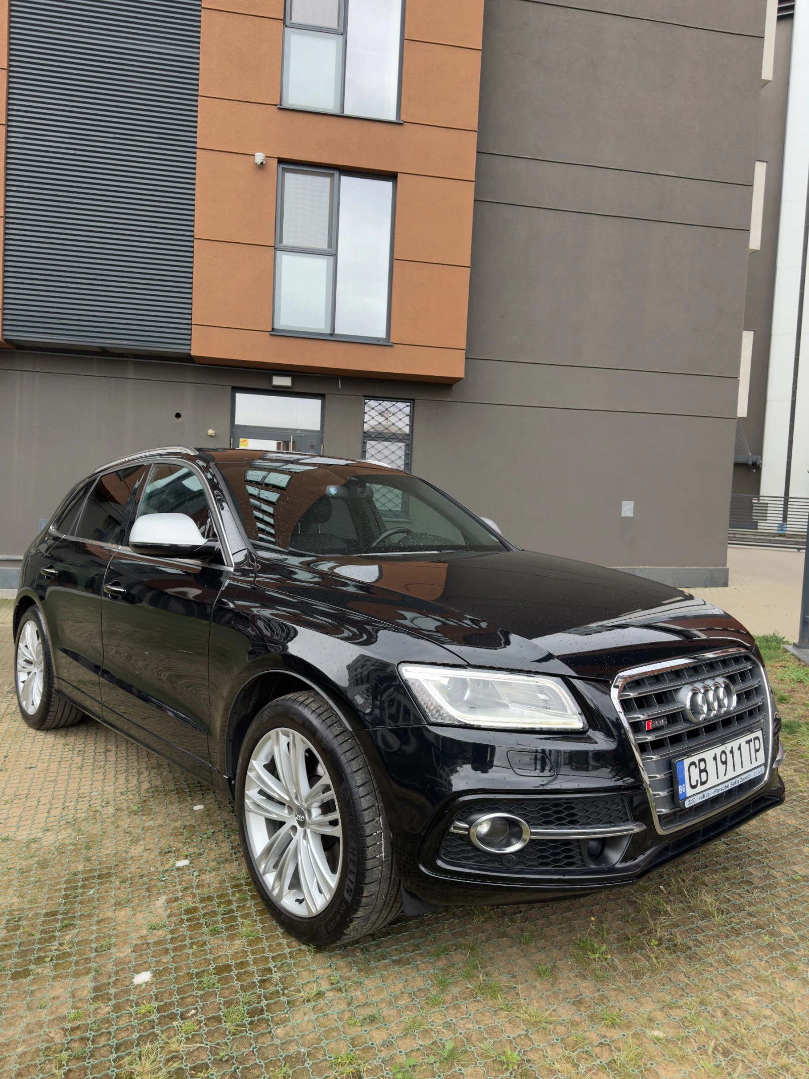 Audi SQ5 TDI Black Chrome
