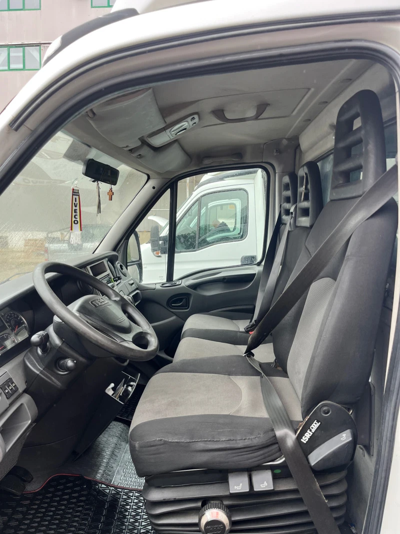 Iveco Daily 8 палетен, падаш борд, снимка 2 - Бусове и автобуси - 47081944