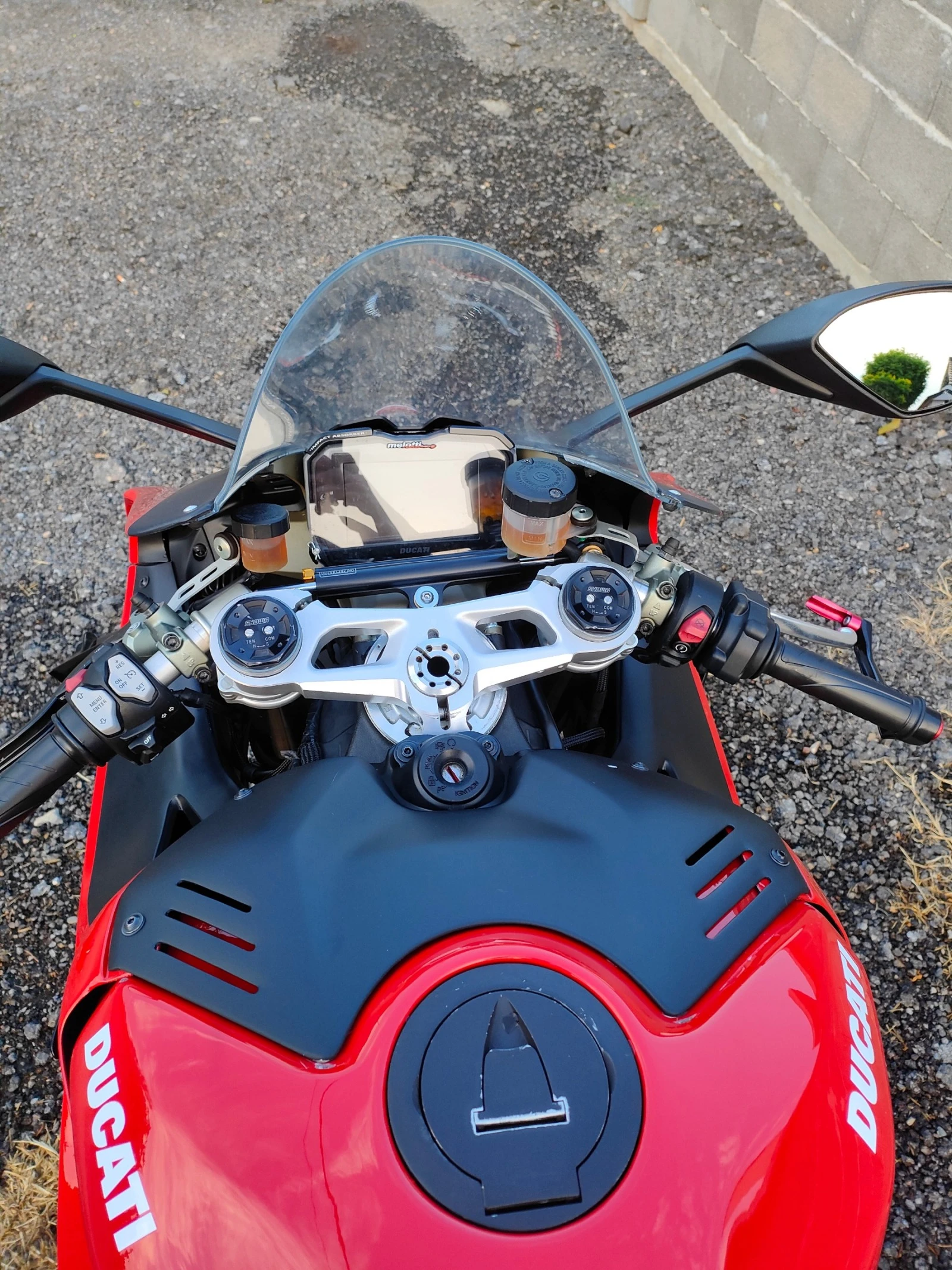 Ducati Panigale | Mobile.bg   15