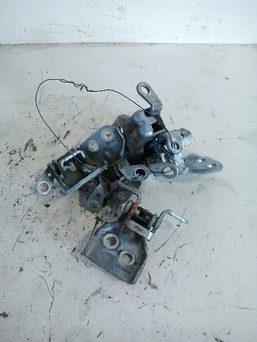 Панта врата ограничителна Мазда 2