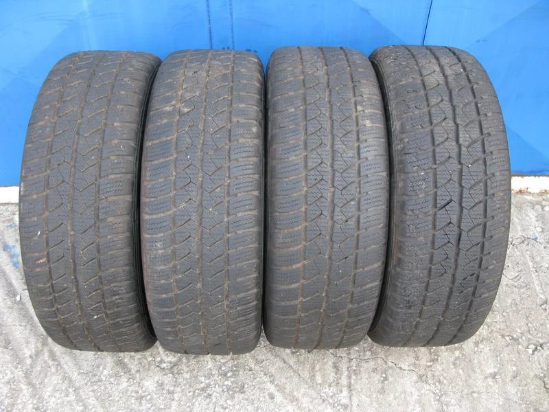 Гуми с джанти Semperit 195/60R16, снимка 2 - Гуми и джанти - 9972227