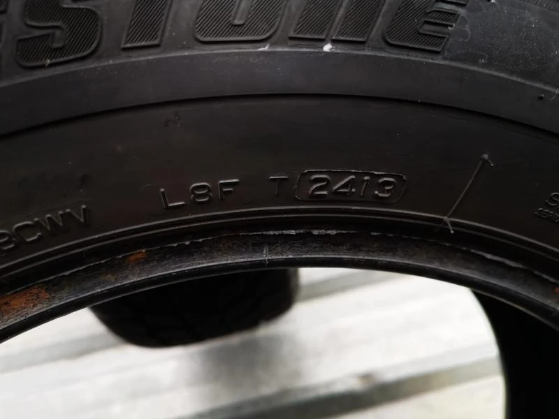 Гуми Зимни 195/60R16, снимка 2 - Гуми и джанти - 27098388