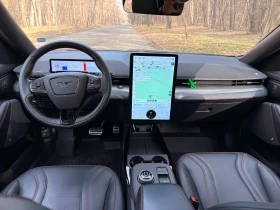 Ford Mustang Mach-E 351 AWD, снимка 14