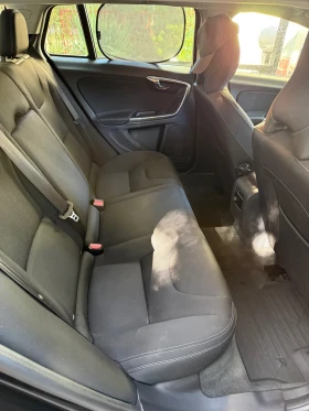 Volvo V60, снимка 8