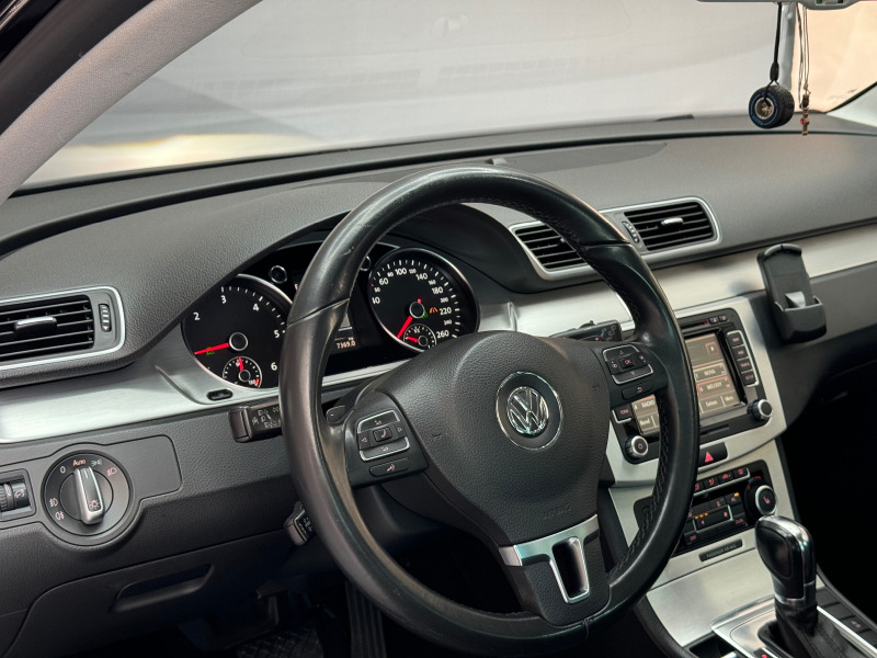 VW Passat 2.0 TDI* Business* BlueMotion* Distronic* LaneAssi, снимка 8 - Автомобили и джипове - 46386857