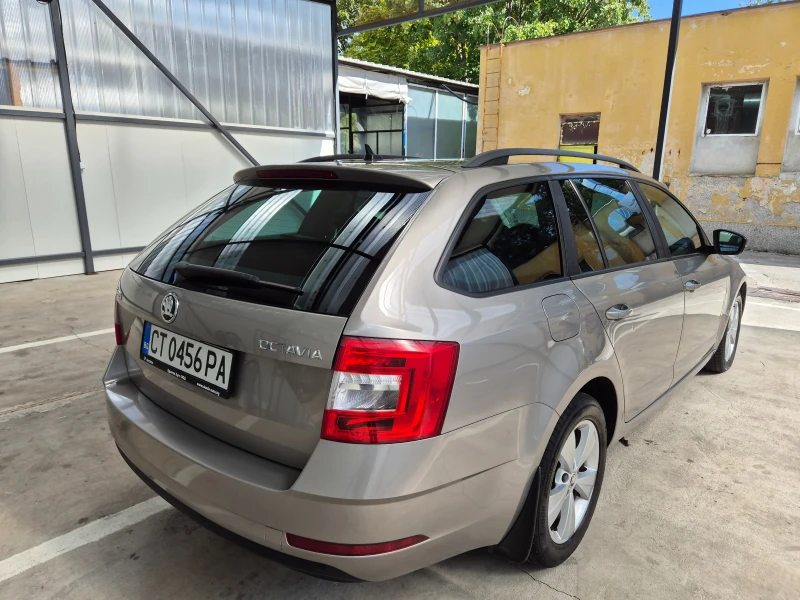 Skoda Octavia 2.0TDI, 6 DSG, снимка 6 - Автомобили и джипове - 52010766