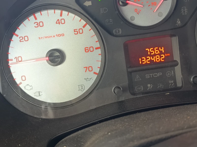 Citroen Berlingo 1, 6, снимка 9 - Автомобили и джипове - 53034317