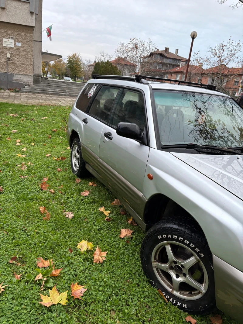 Subaru Forester, снимка 4 - Автомобили и джипове - 53375752