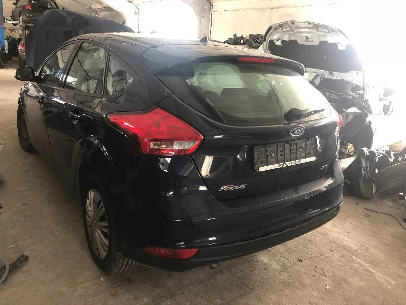 Ford Focus 1.0ecoboost, снимка 5 - Автомобили и джипове - 21951398