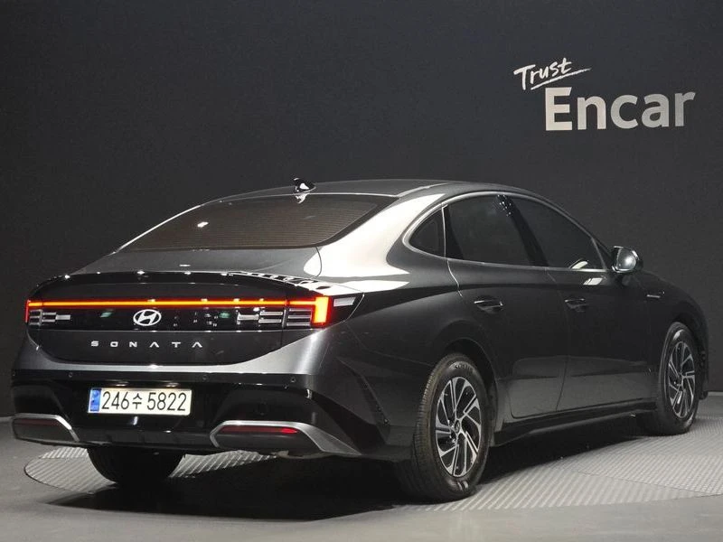 Hyundai Sonata Premium| 192к.с.