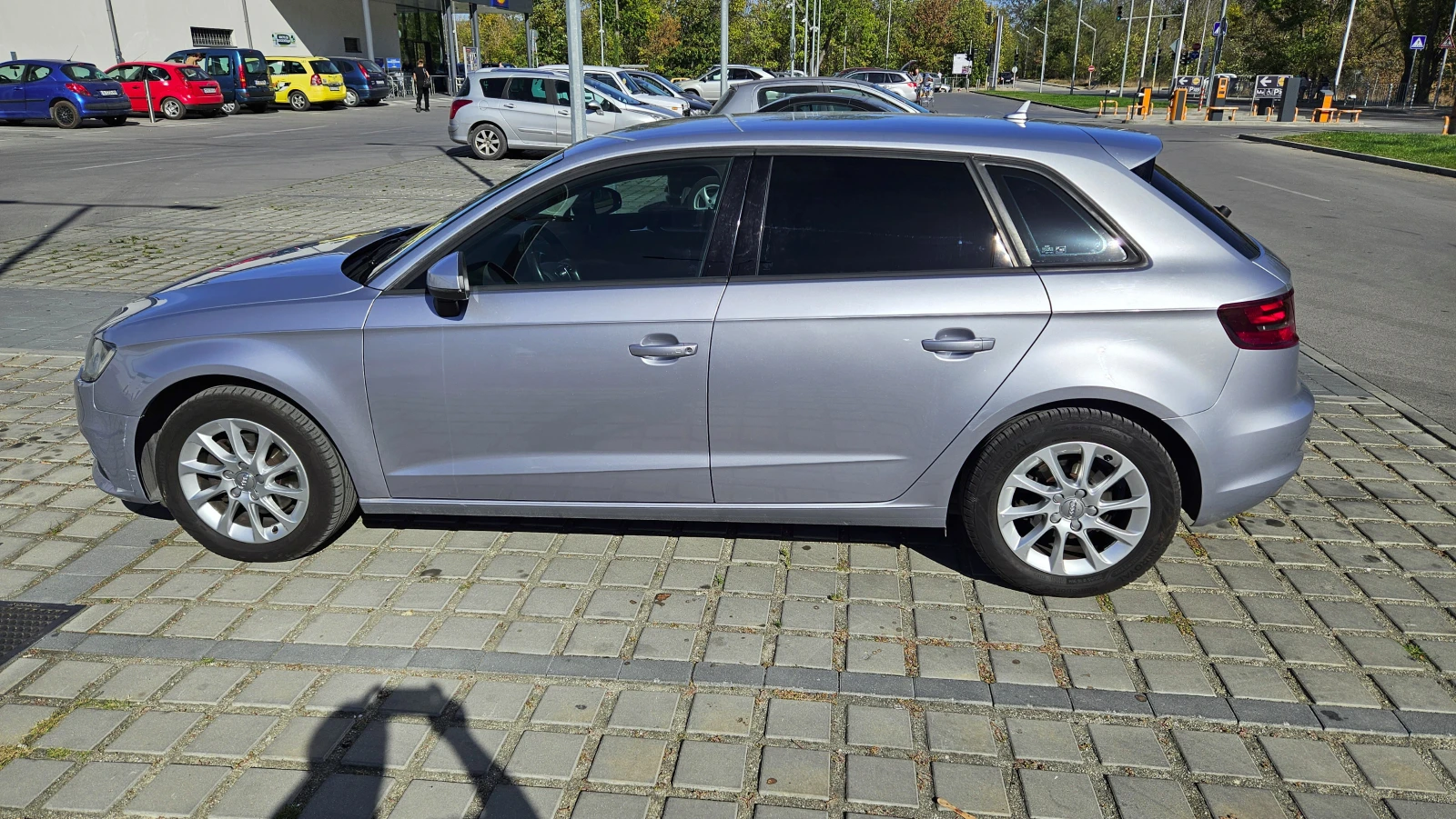 Audi A3 Sportback 1.4 TFSI - изображение 4