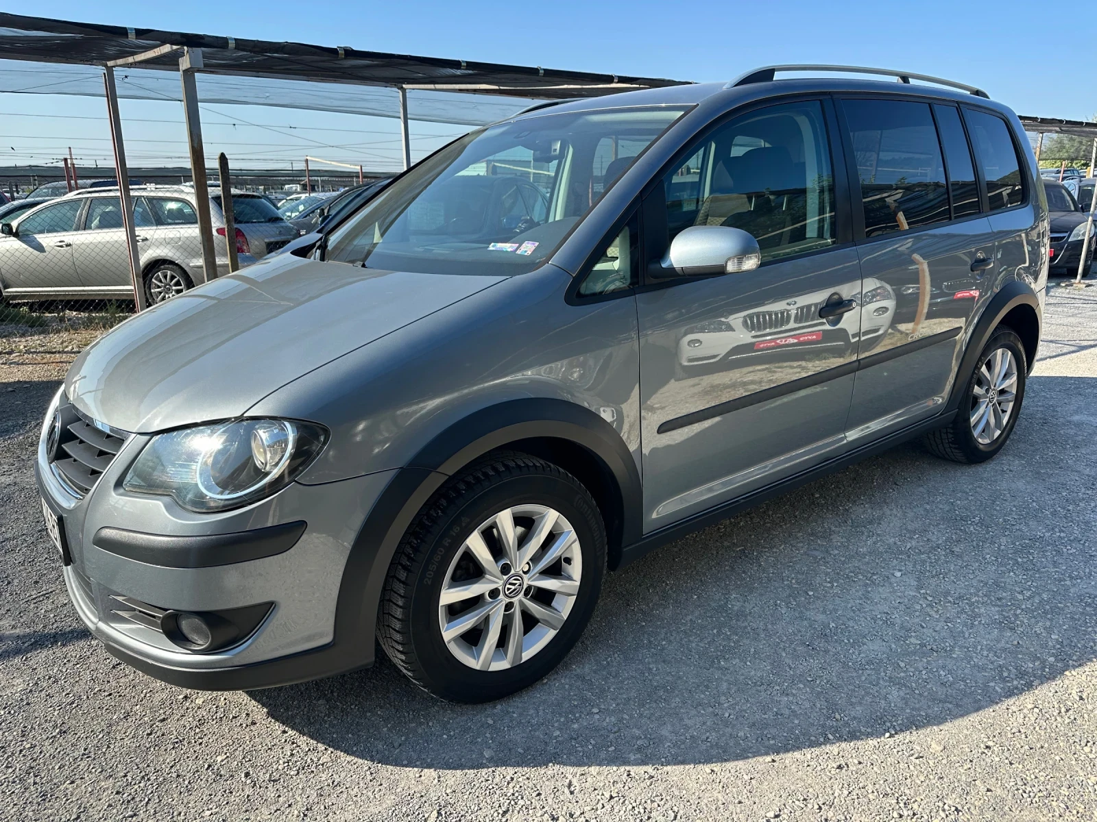 VW Touran TOURAN-CROSS-1, 9 TDI-105k.c.6 скорости - изображение 2