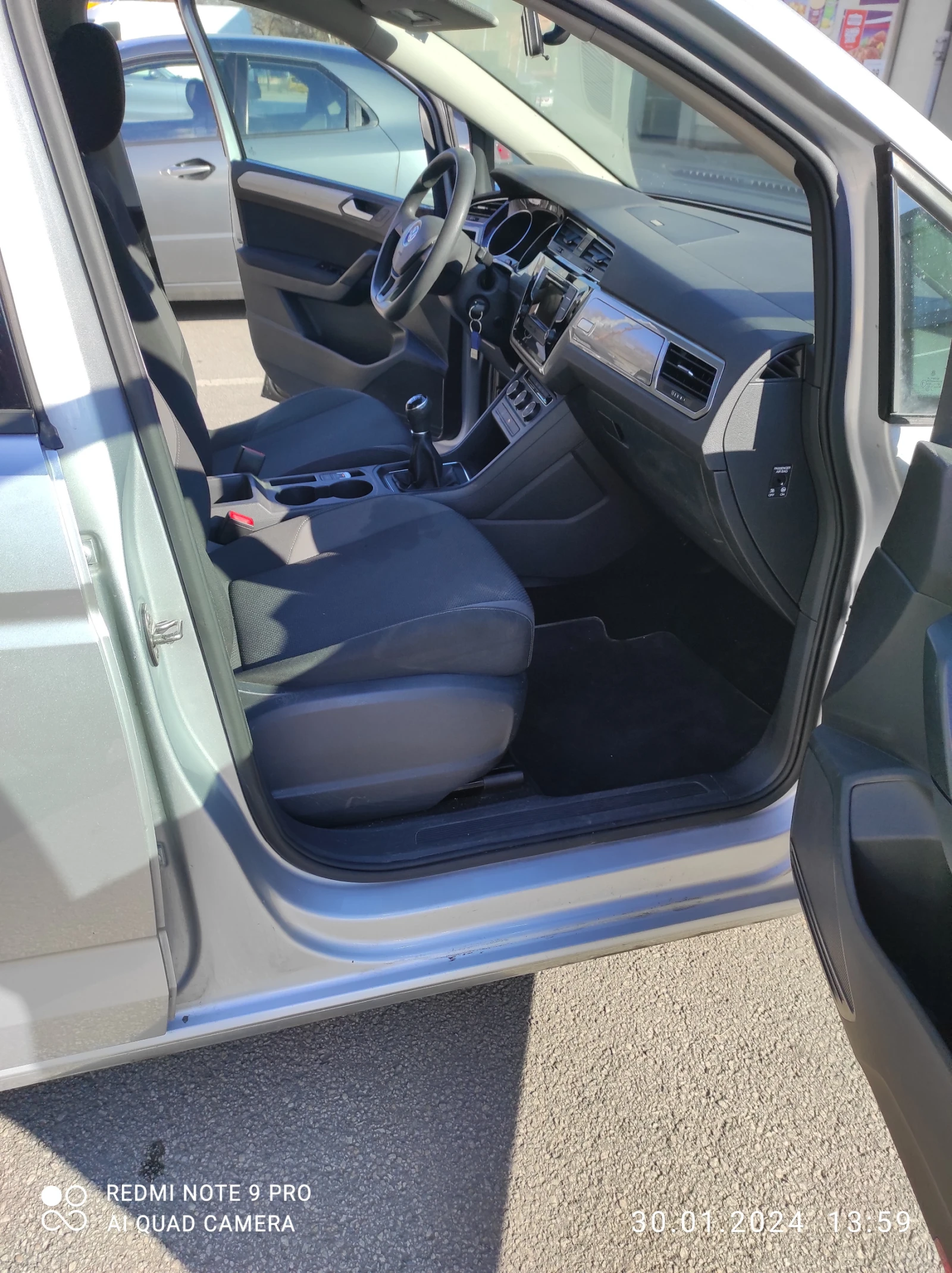 VW Touran 1.6 TDI SCR - изображение 7
