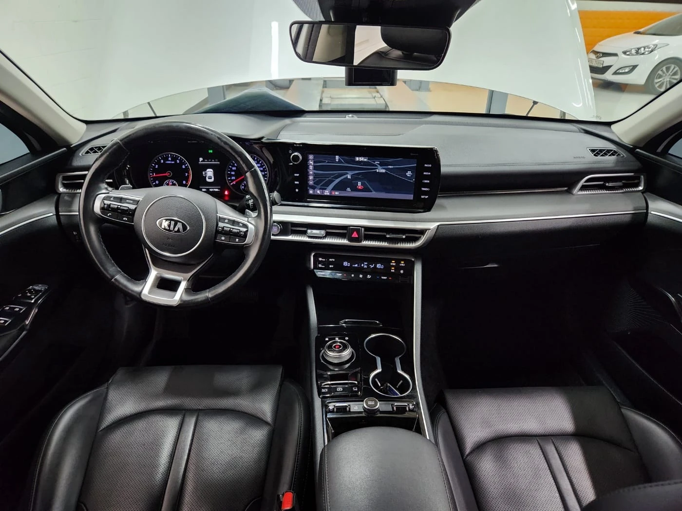 Kia K5 2.0 LPG TRENDY * OЧАКВАН ВНОС*  - изображение 9