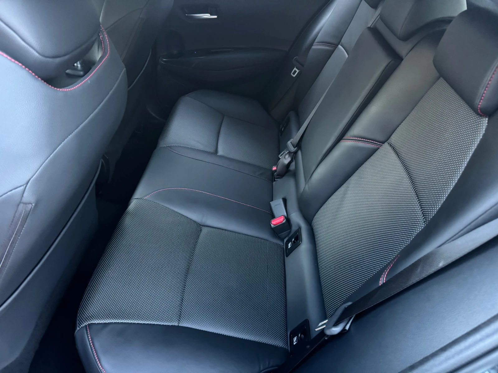 Toyota Corolla GR-2.0Hybrid FULL ��������! | Mobile.bg � ����������� 11