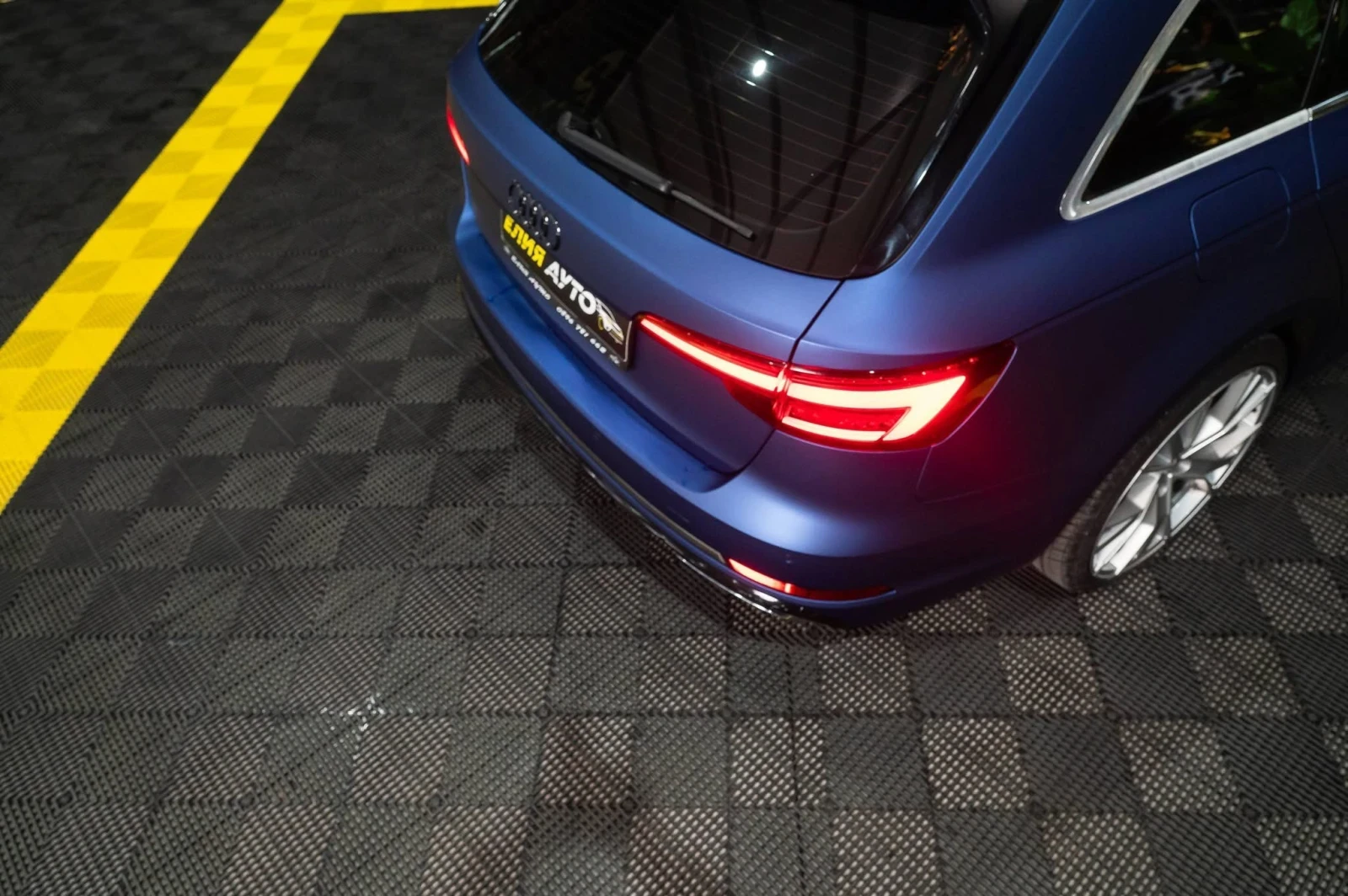 Audi A4 AVANT 2.0TDI FULL S LINE NAVI ������ 100% | Mobile.bg � ����������� 6