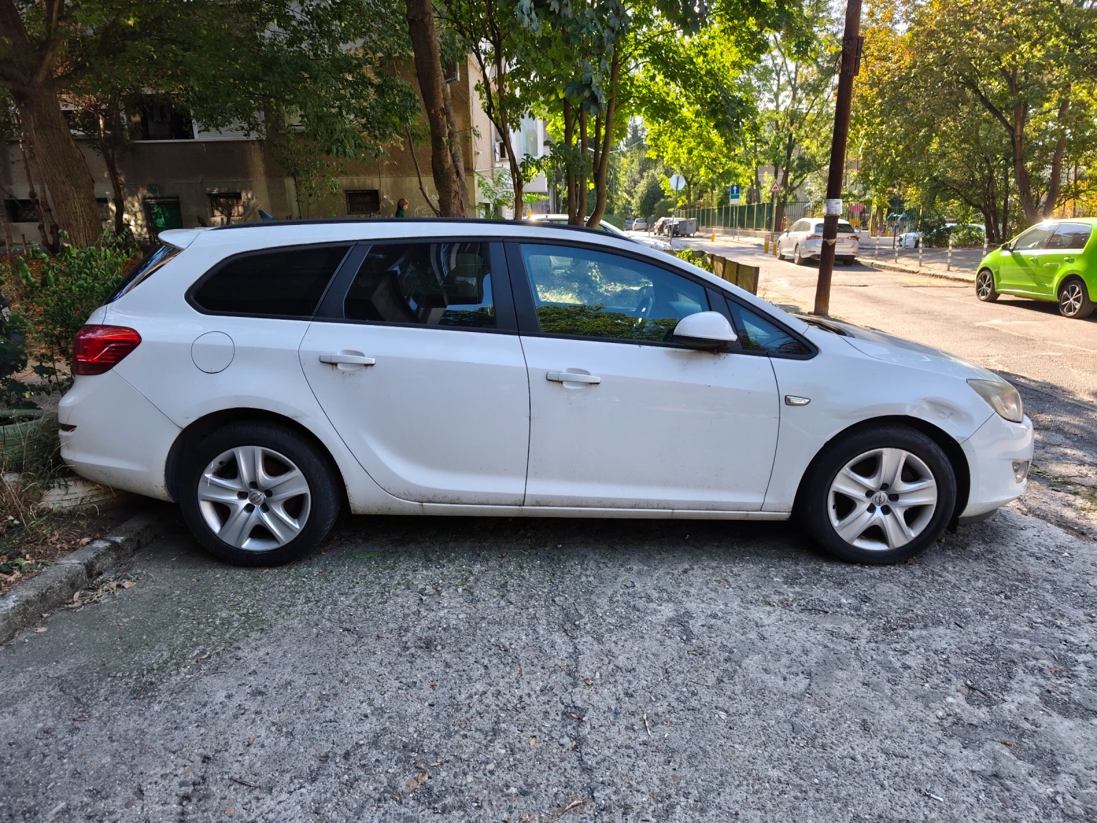 Opel Astra, снимка 3 - Автомобили и джипове - 53391723